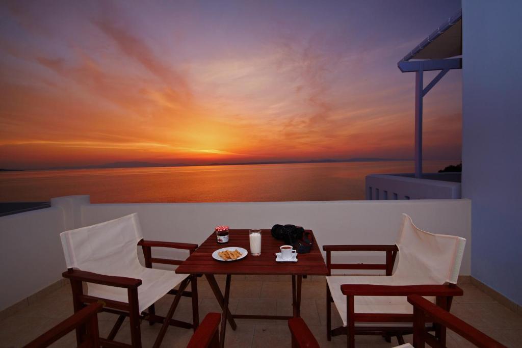 Amarandos Sea View Apartments Vokaria Rum bild